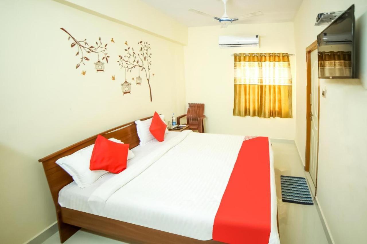 Nandas Grand Nellore Exterior foto